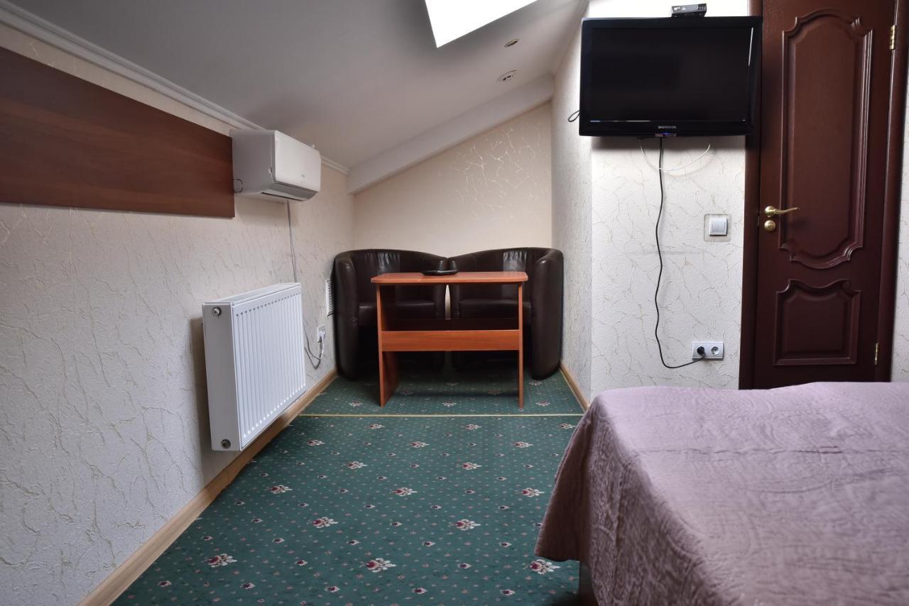 Hotel Т2 Kiev Esterno foto