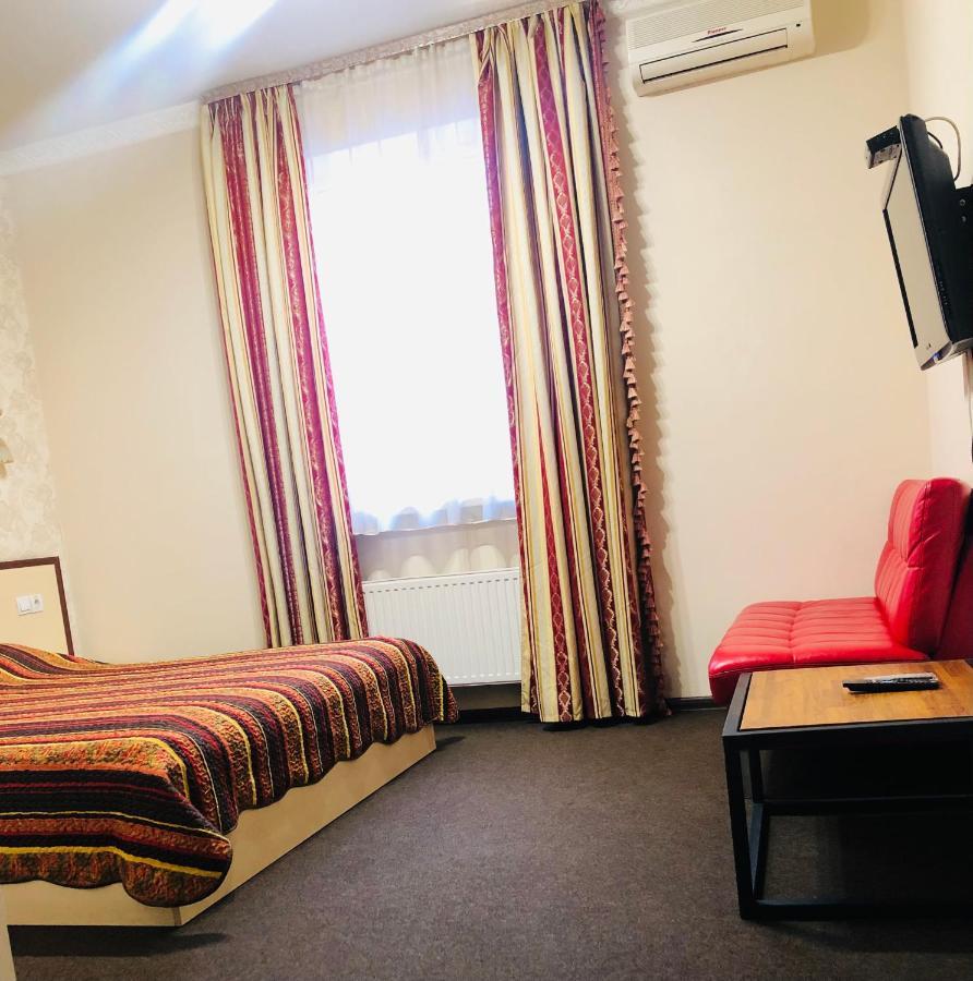 Hotel Т2 Kiev Esterno foto