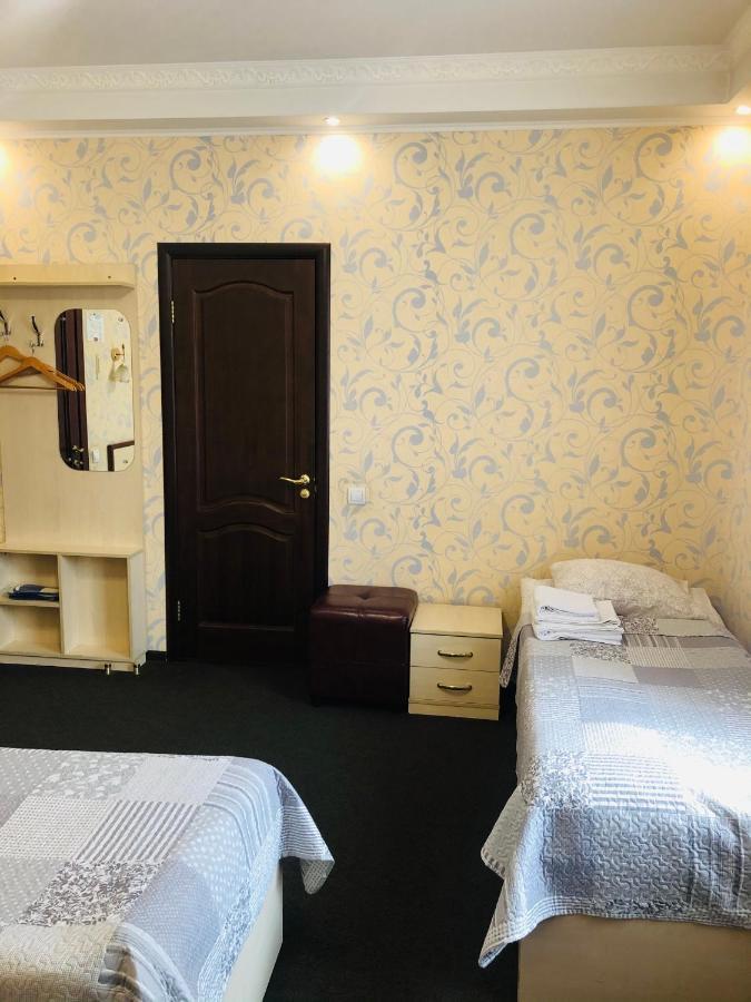 Hotel Т2 Kiev Esterno foto