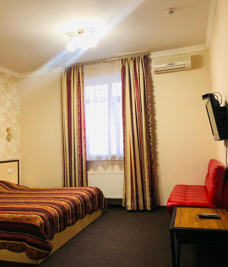 Hotel Т2 Kiev Esterno foto