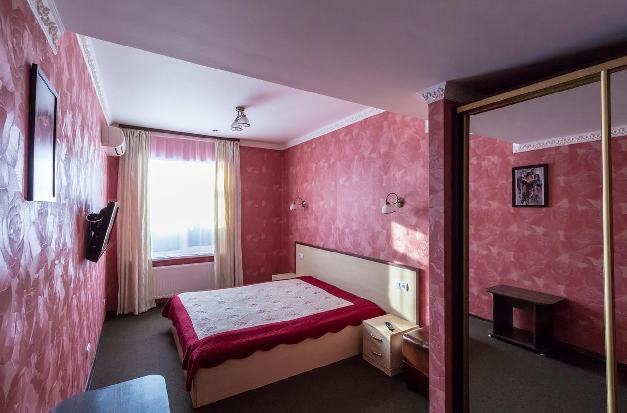 Hotel Т2 Kiev Esterno foto