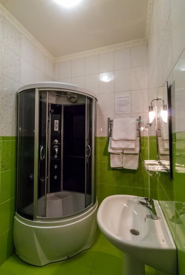 Hotel Т2 Kiev Esterno foto